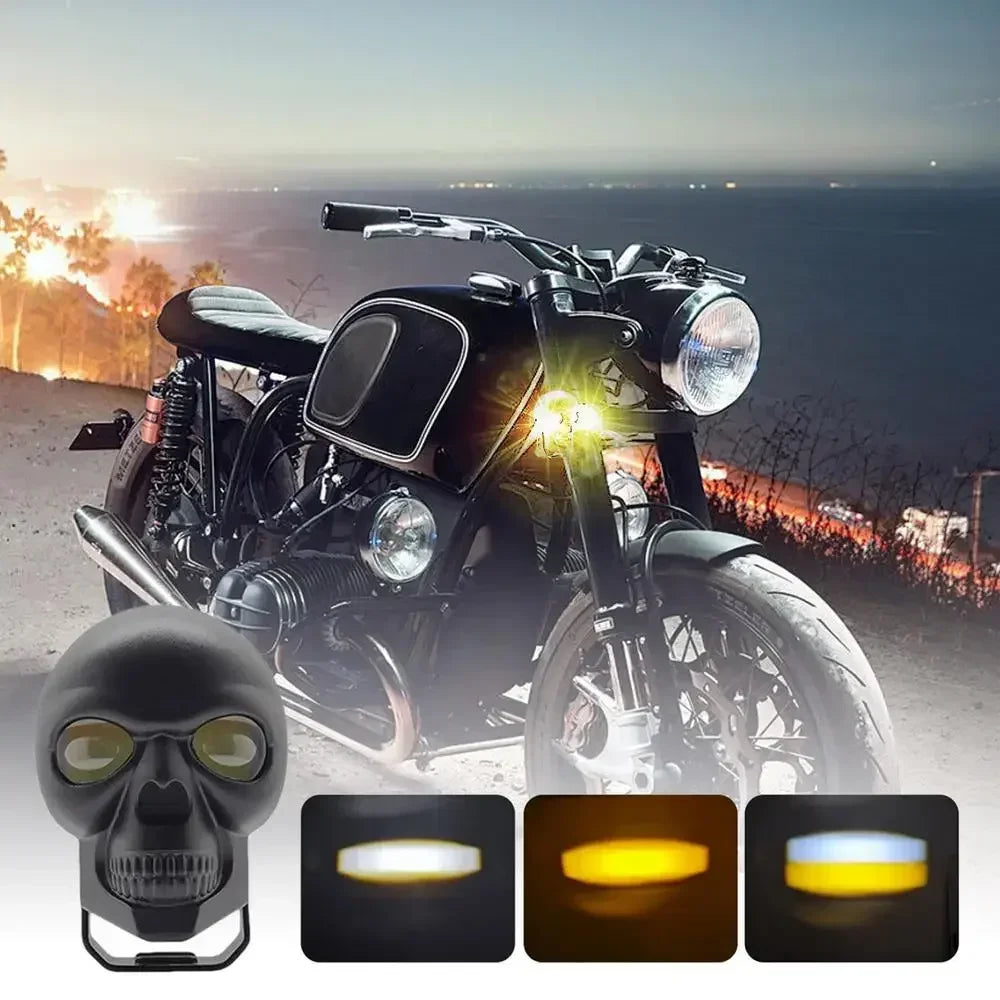 Motorcycle Aluminum Alloy Skull Headlight Skull Fog Lights Motorbike High Low Beam Lamp for Halloween Skull Decoration Headlamp